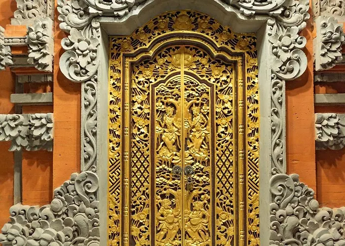 Balinese Seno & 3* Uluwatu