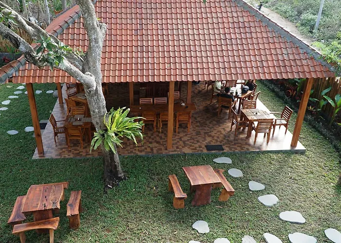 Balinese Seno & Casa de hóspedes 3*